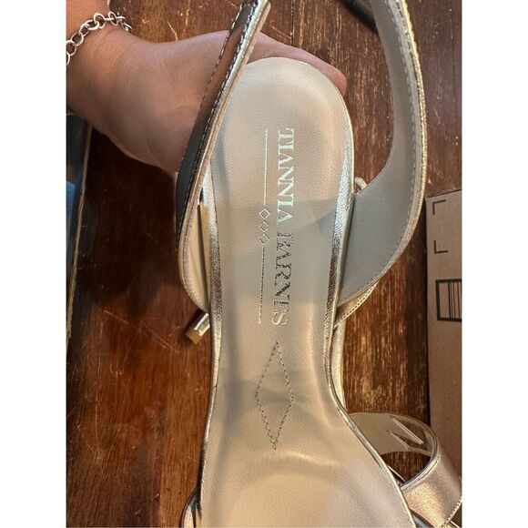 Tianna Barnes Women's Giselle Slingback Heeled Sandal - Picture 7 of 9